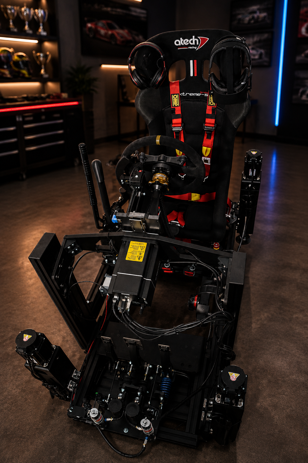 COG-MRS-3DOF rally simulator with 3DOF motion platform
